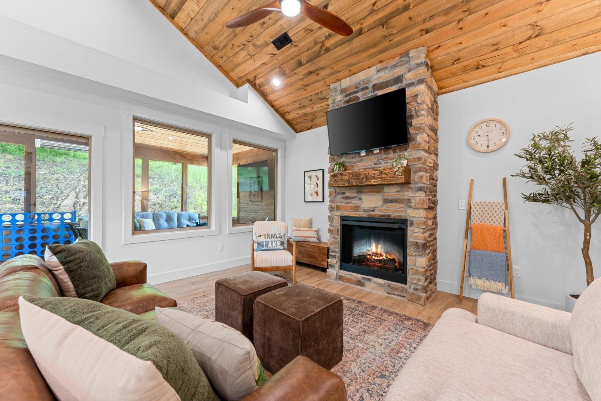 Hollister New Ozark Oasis Luxe Cabin Retreat With Hot Tub מראה חיצוני תמונה